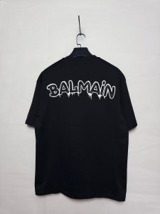 Balmain Men Oversized T.Shirt - Image 2