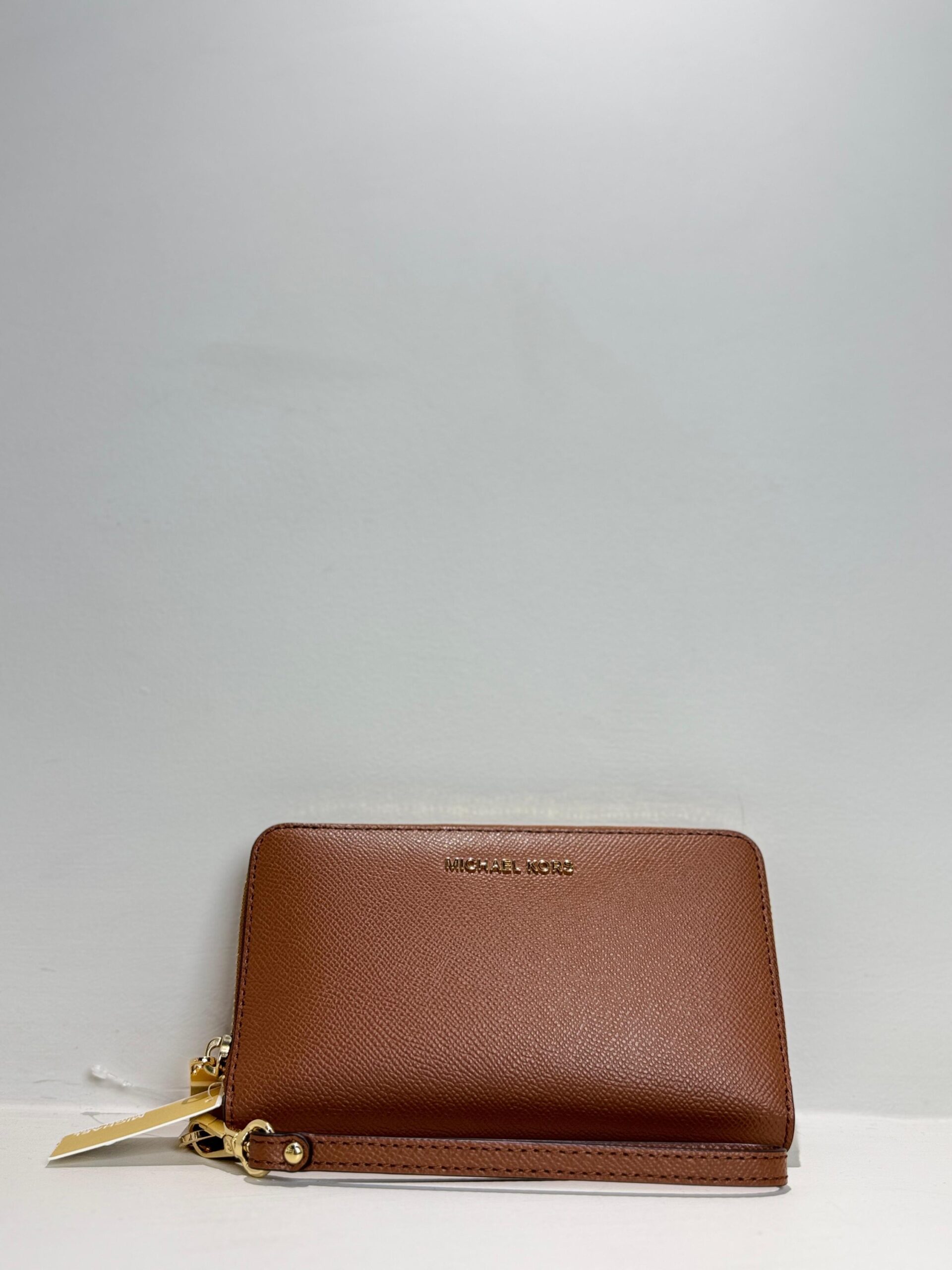 264b6e63-821d-44e7-a658-fb47b07ccc7e Michael Kors Women Wallet - Image 1