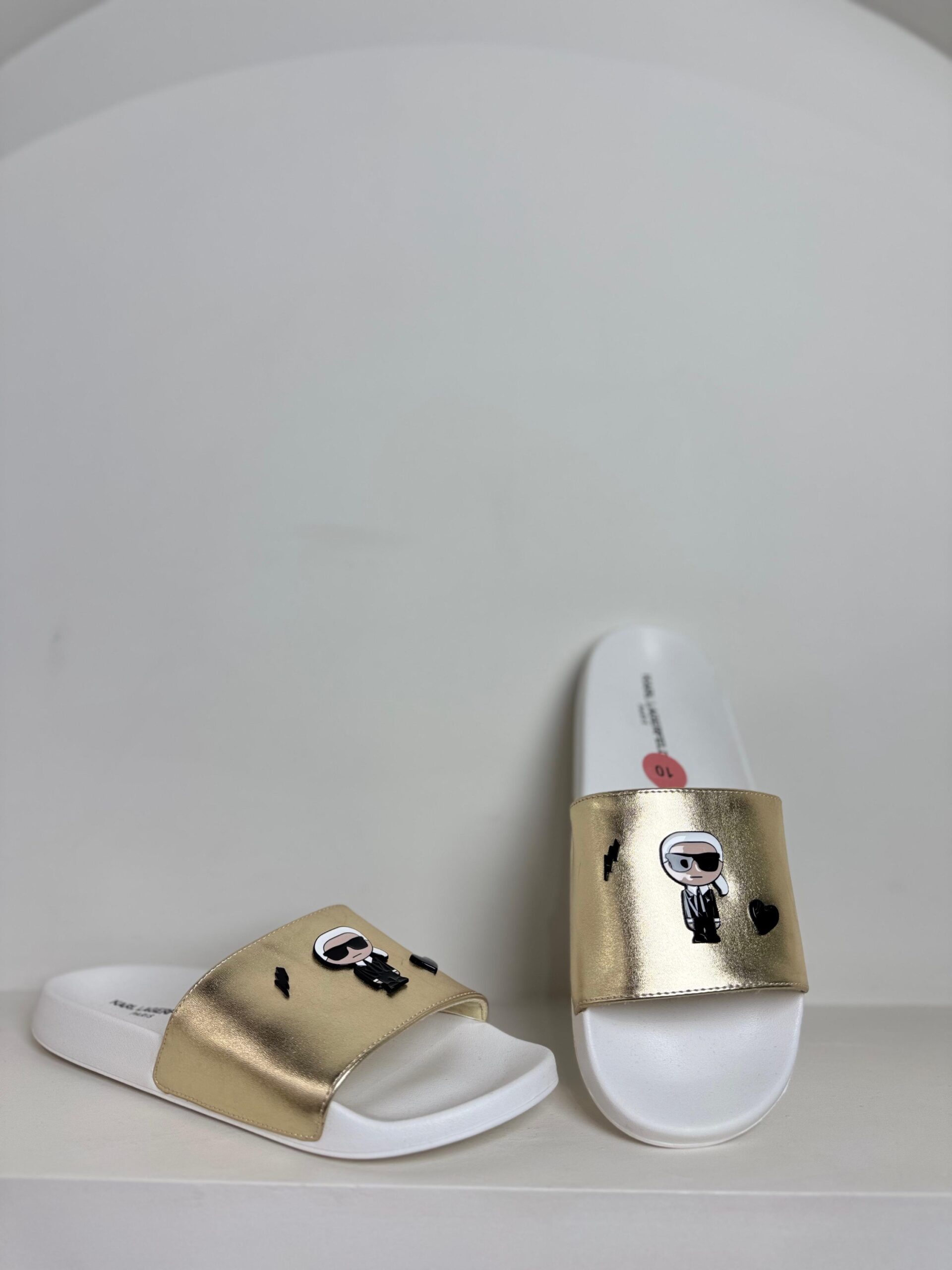 6e27292c-7f2d-48c0-8820-47b0666f6814 Karl Lagerfeld Women Slider - Image 1