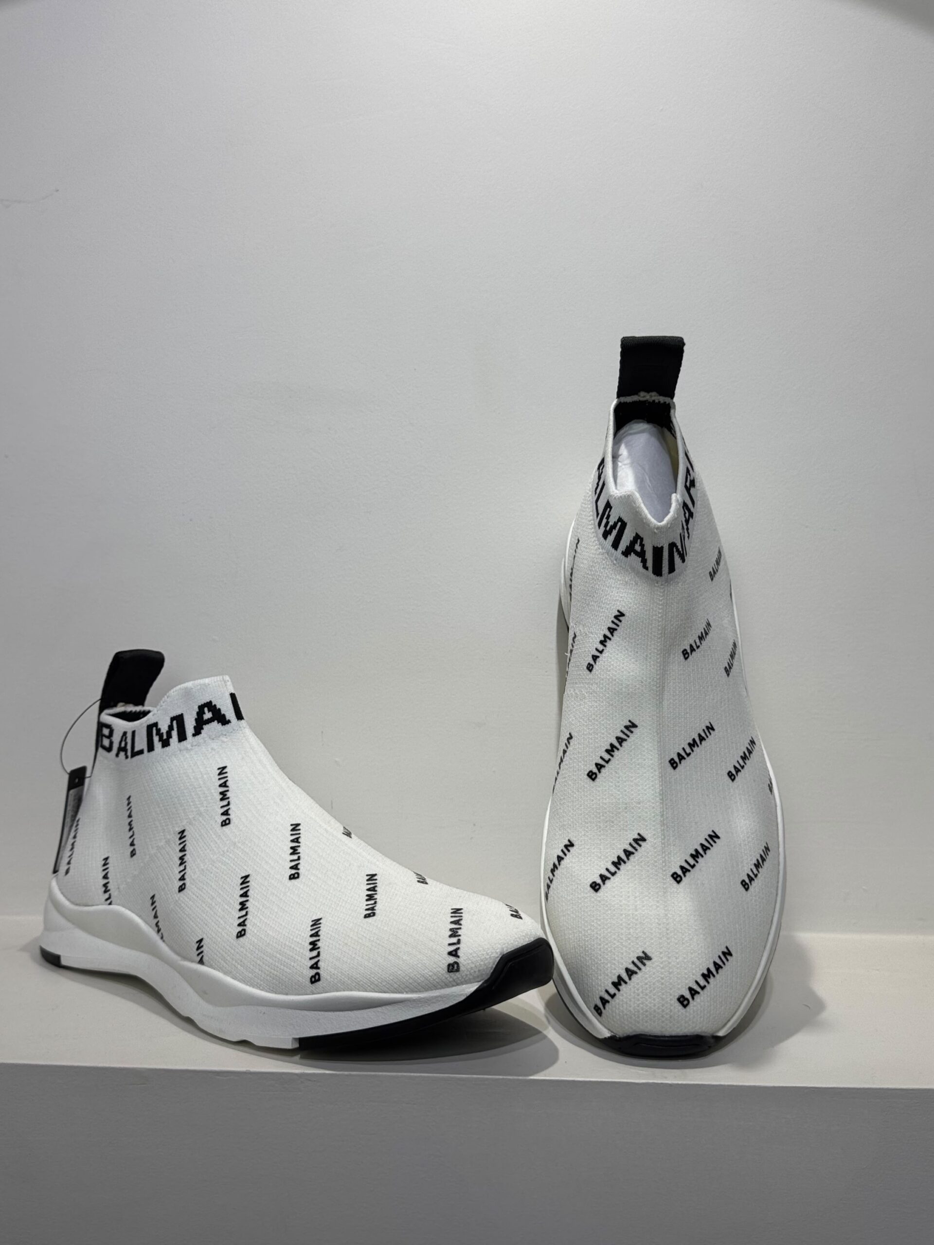 86bce5da-7d18-4c9e-a2ef-7fc94edb2a64 Balmain Unisex Shoes - Image 1