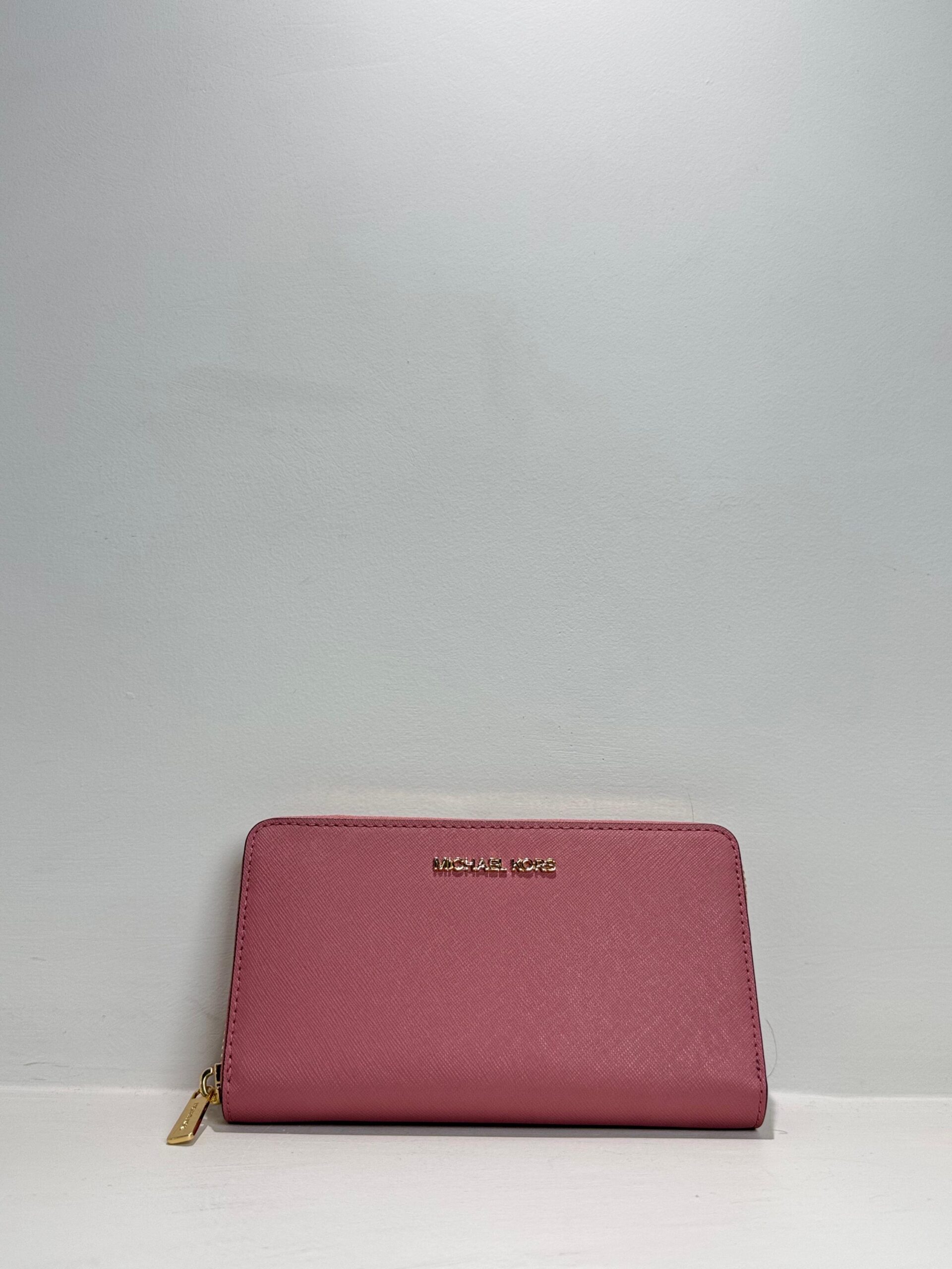 b2a7209a-37b6-4ee5-bfb7-bf966258ed59 Michael Kors Women Wallet - Image 1