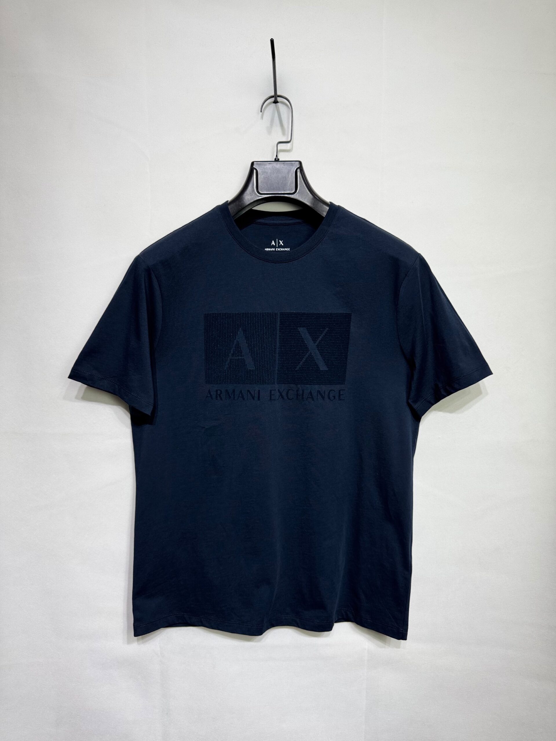0279de00-dff3-45d5-b2ad-2ce01d102b0b Armani Exchange Men T.Shirt - Image 1