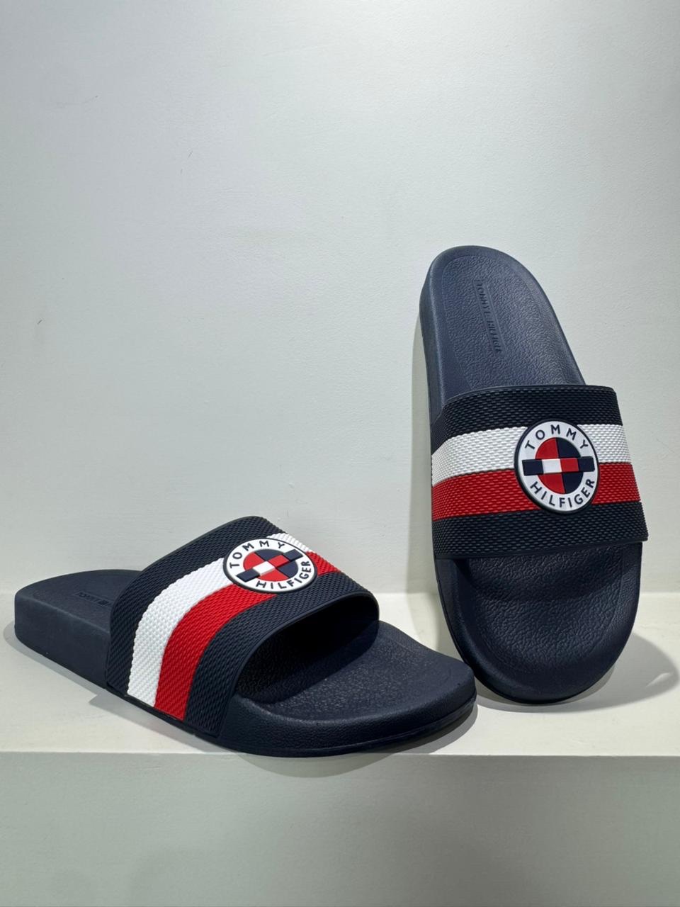 0f5577de-3c5d-49a4-9865-99bc2ee12da9 Tommy Hilfiger Men Slider - Image 1