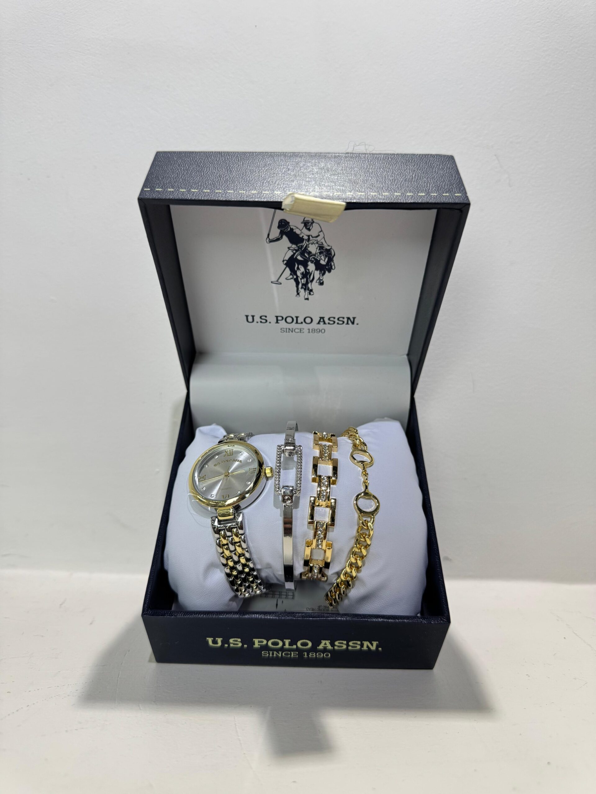 301a48c1-0e16-4759-912e-74c577d3b2c3 Us Polo Women Watch - Image 1