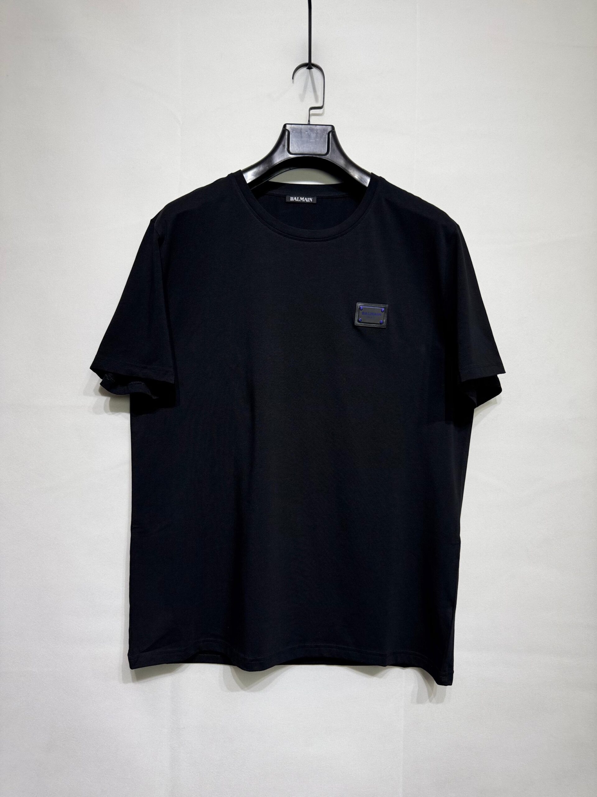 35519ccd-1bc6-4274-80b5-587987522152 Balmain Men T.Shirt - Image 1