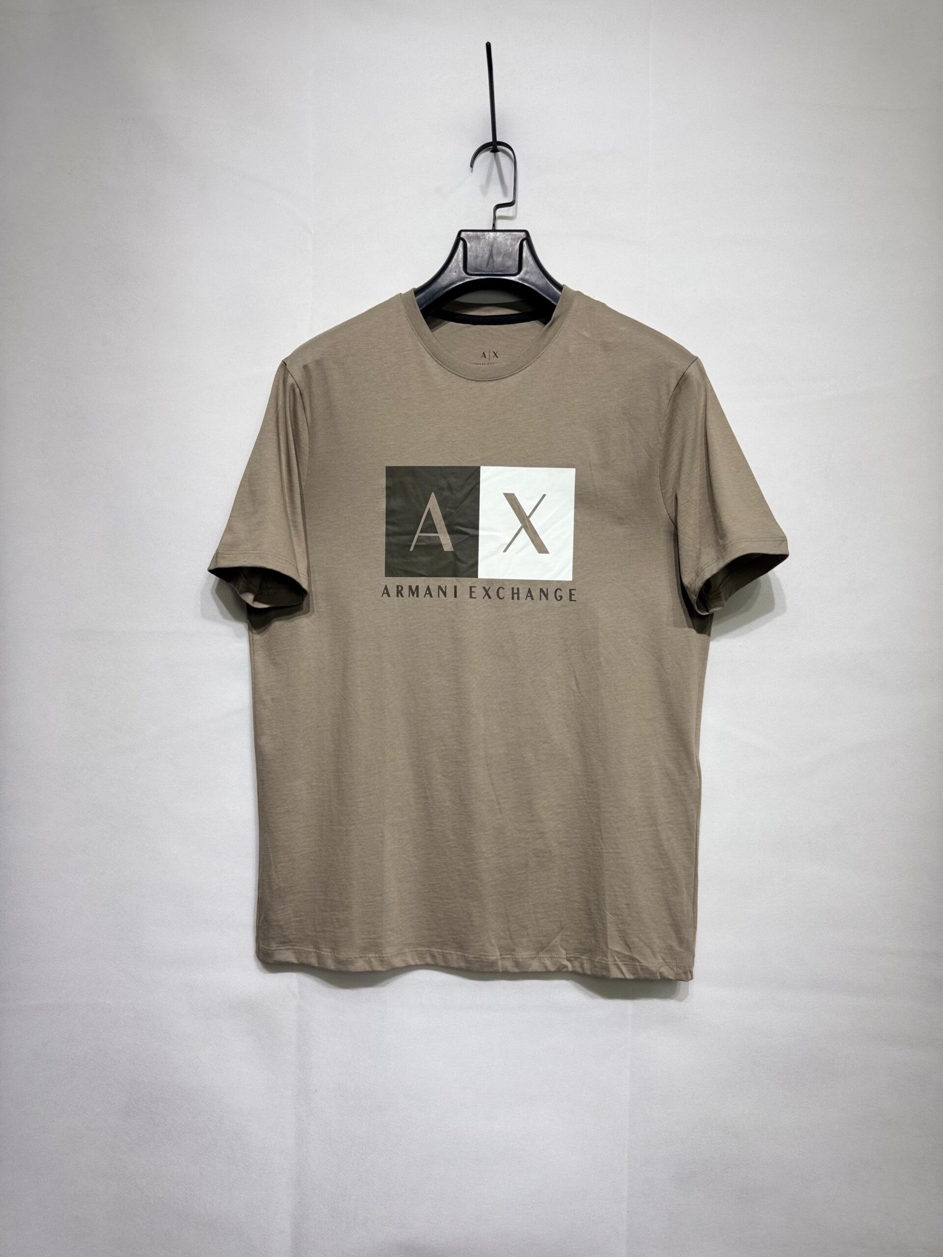 bcf68761-66fc-4e33-b642-de5858244a23 Armani Exchange Men T.Shirt - Image 1