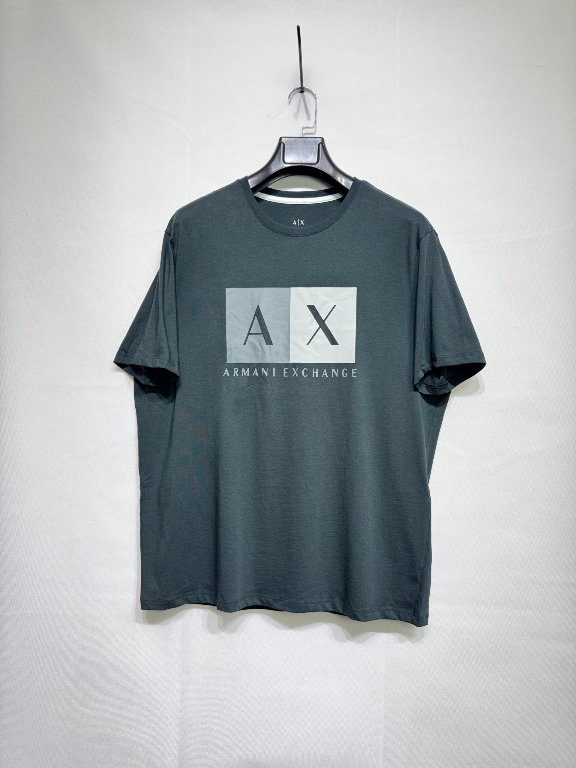 ce3ee0cf-2c29-412d-8da5-eae62f36b87b Armani Exchange Men T.Shirt - Image 1